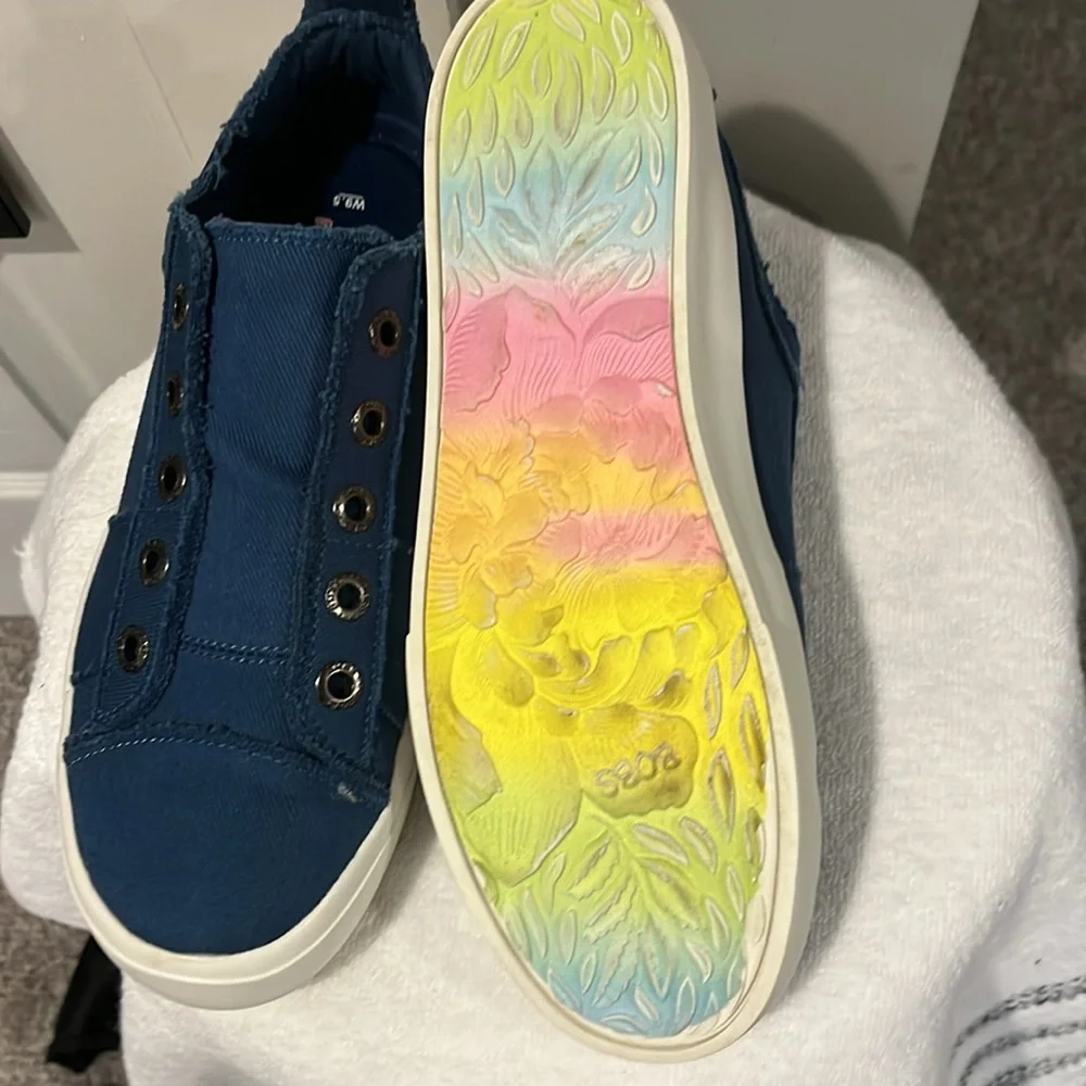 Bobs for Skechers Memory Foam Shoes - Picture 5 of 10